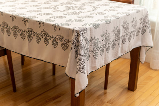 White hand press table cloth