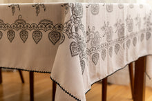 Load image into Gallery viewer, White hand press table cloth
