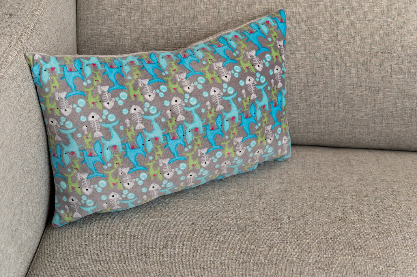 Cute fish pattern pillow