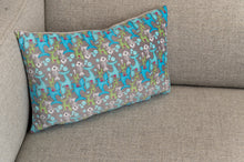Load image into Gallery viewer, Cute fish pattern pillow
