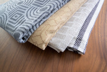 Load image into Gallery viewer, Black and White “V” Pattern Turkish Bath towel
