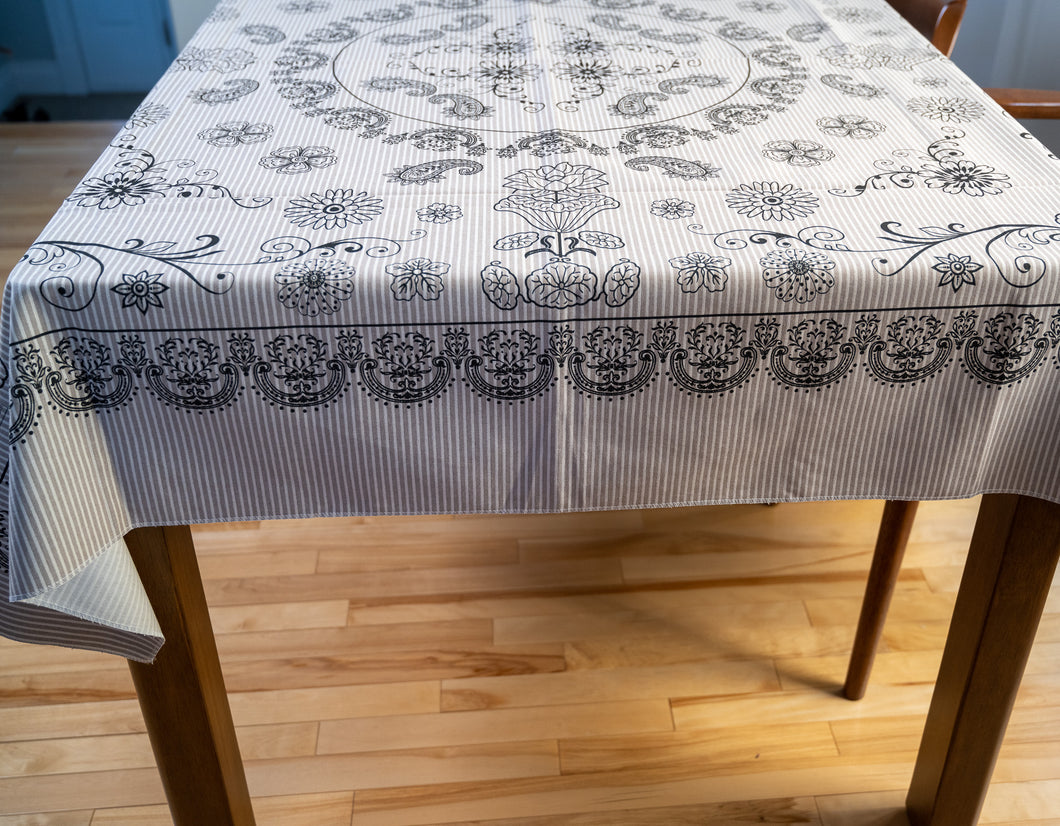 Natural Colour Lines  Flower Design Table Cloth