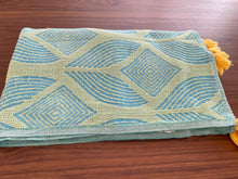 Load image into Gallery viewer, Turkish Bath Towel (Peshtemal)
