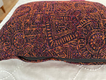 Load image into Gallery viewer, Vintage look woven pillow
